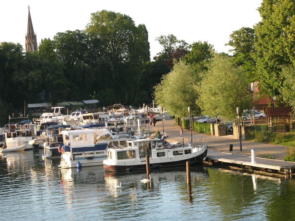 Les Chambres De L'Ile Longeville-les-Metz Екстер'єр фото